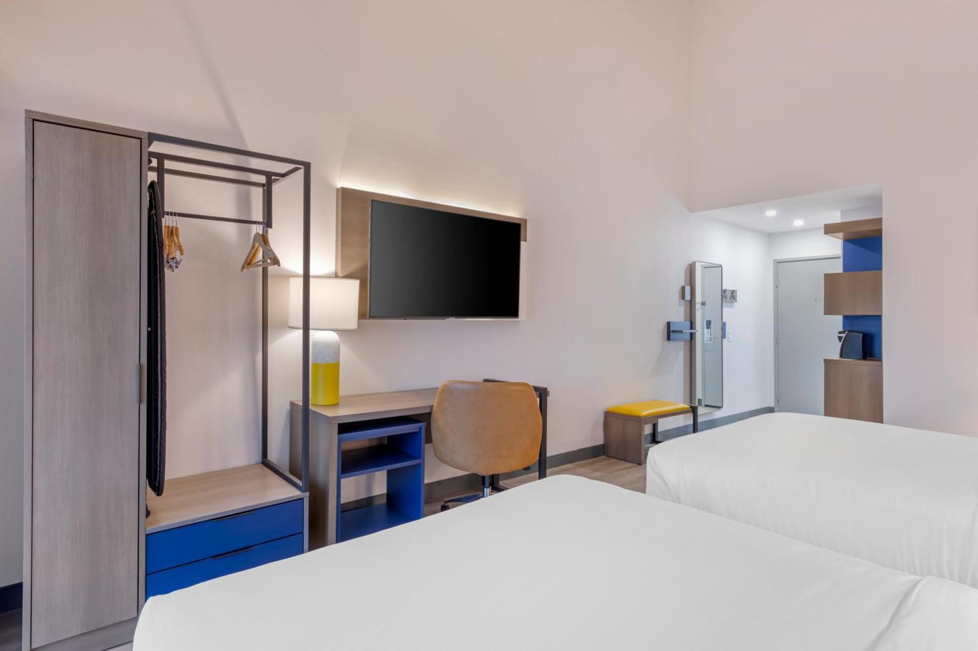 Comfort Inn & Suites Irvine Spectrum Lake Forest Rum bild